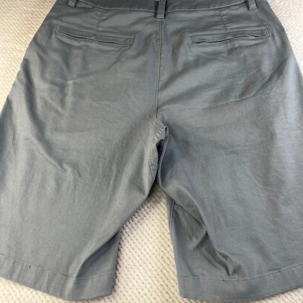 Lululemon Commission Shorts‎ Mens 32 Gray Blue Technical Chino Golf Shorts